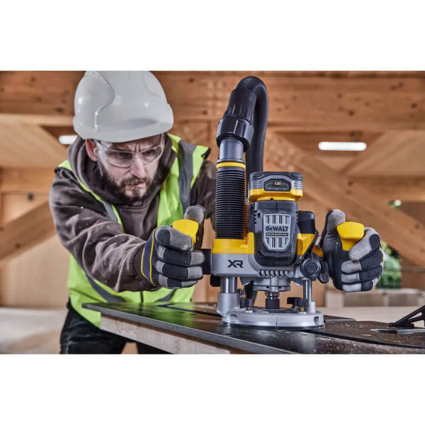 Аккумуляторный фрезер DeWALT DCW620H2, c 2 акб. 5 Ah, з/у, в чемодане TSTAK