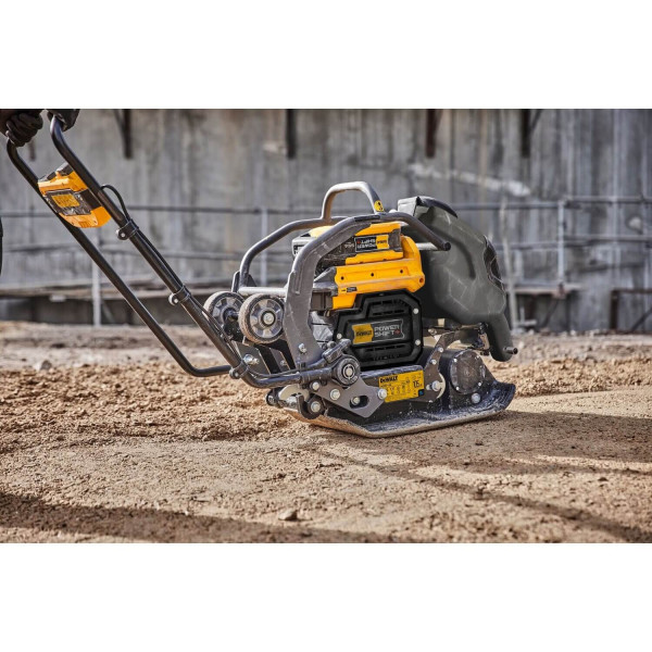 Вибрационная плита прямоходная аккумуляторная POWERSHIFT DeWALT DCPS7154N, без акб и з/у