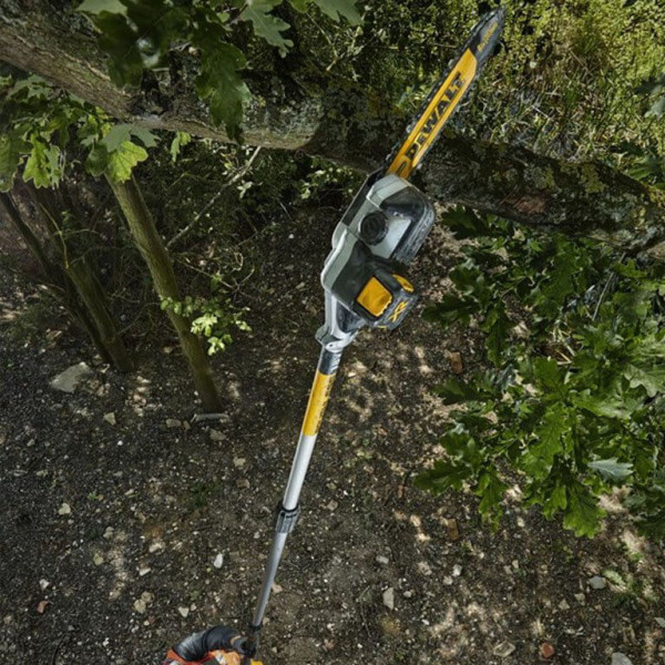 Аккумуляторный высоторез DeWALT DCMPS567P1, 1 акб, з/у