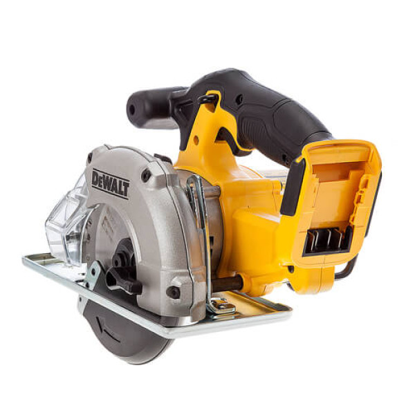 Аккумуляторная дисковая пила DeWALT DCS373NT, без акб в TSTAK