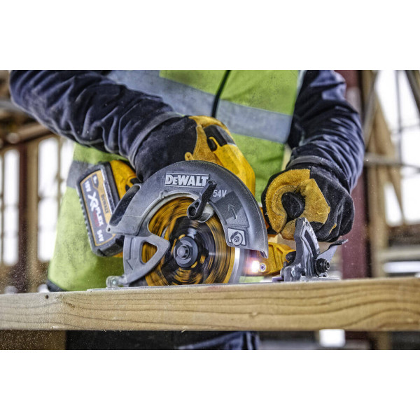 Аккумуляторная дисковая пила DeWALT DCS578NT, без акб в TSTAK