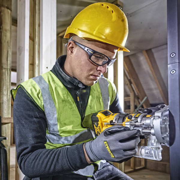 Аккумуляторный фрезер DeWALT DCW604N, без акб